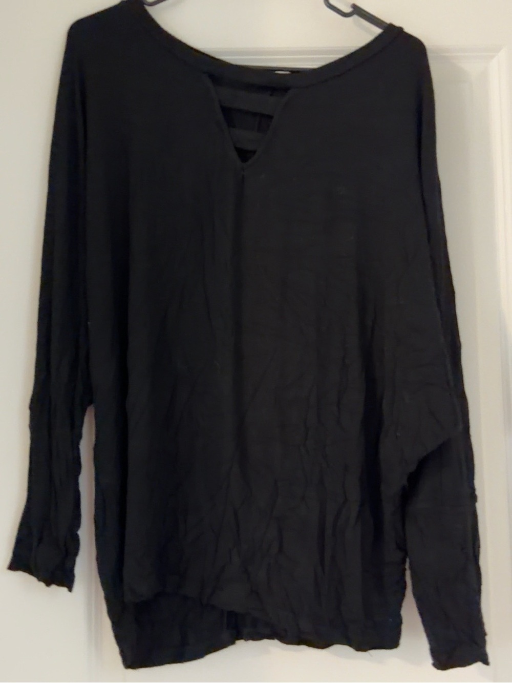 White Birch Black Ladder V-Neck Long Sleeve Top Size Large